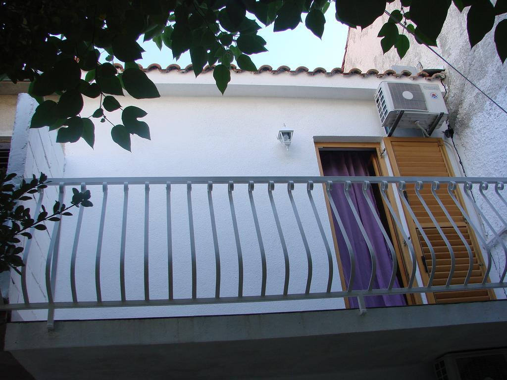 Apartman Restovic Бол Екстер'єр фото