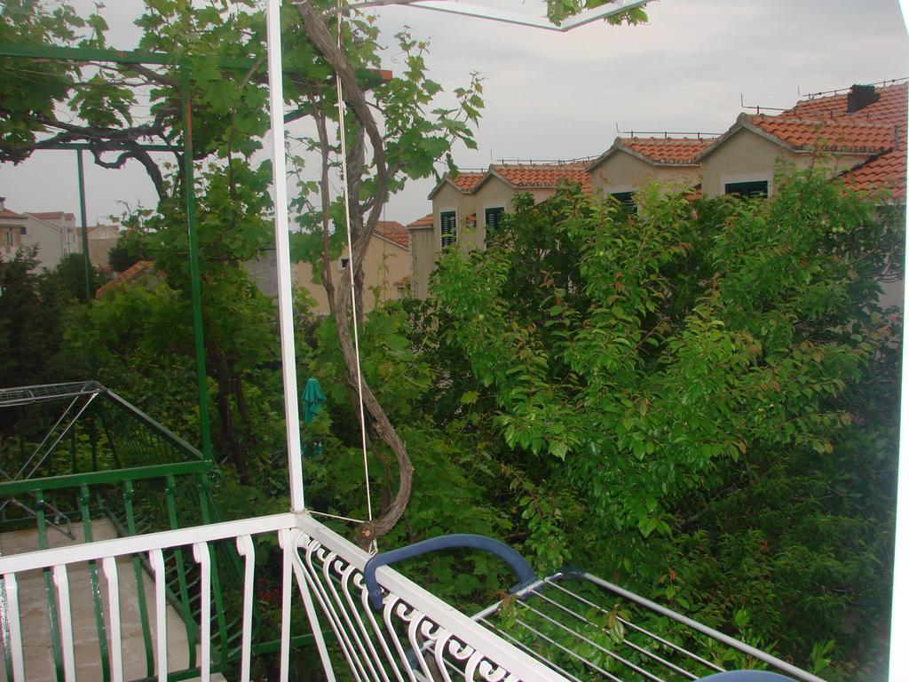 Apartman Restovic Бол Екстер'єр фото
