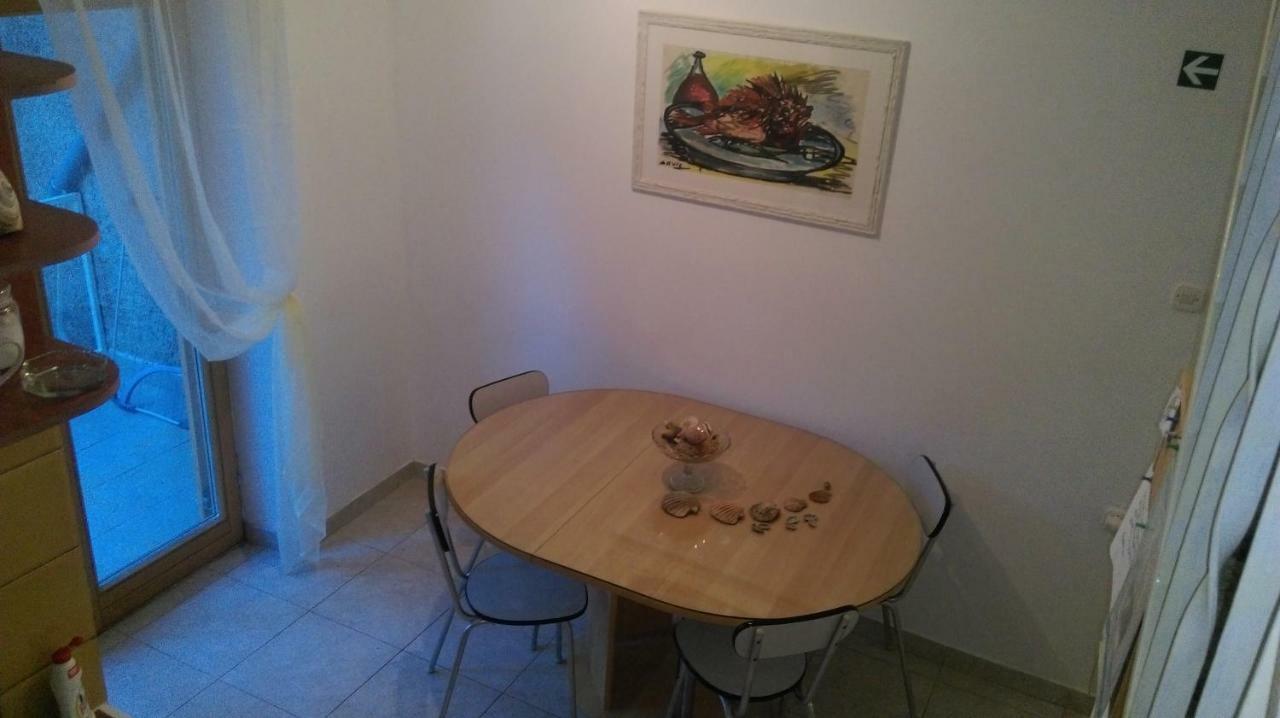 Apartman Restovic Бол Екстер'єр фото