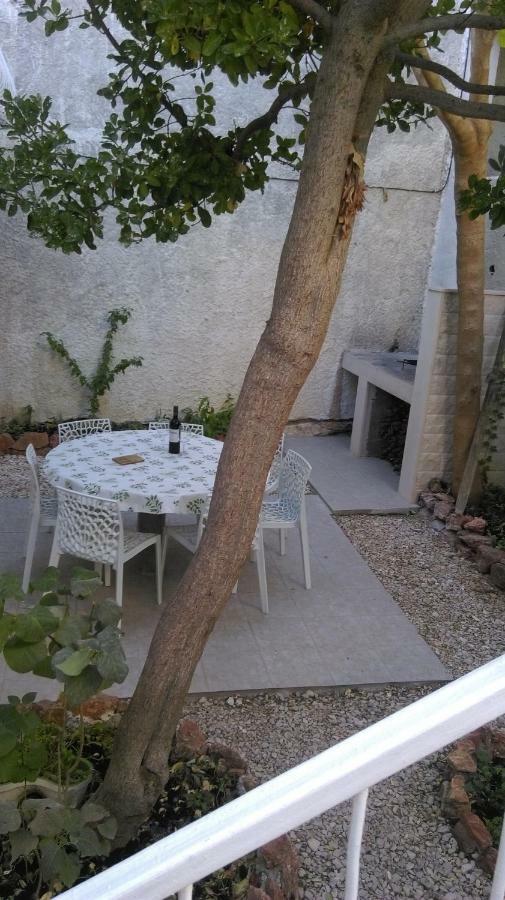 Apartman Restovic Бол Екстер'єр фото