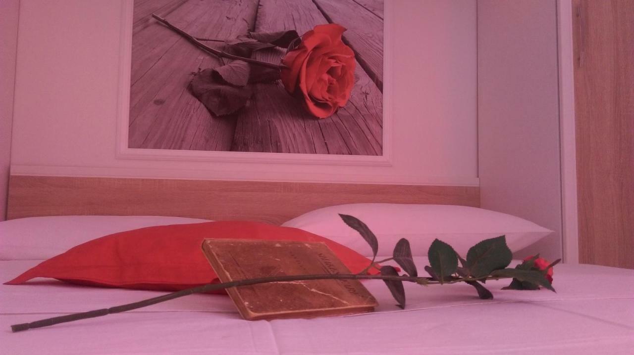 Apartman Restovic Бол Екстер'єр фото