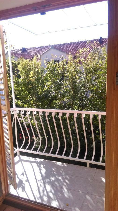 Apartman Restovic Бол Екстер'єр фото