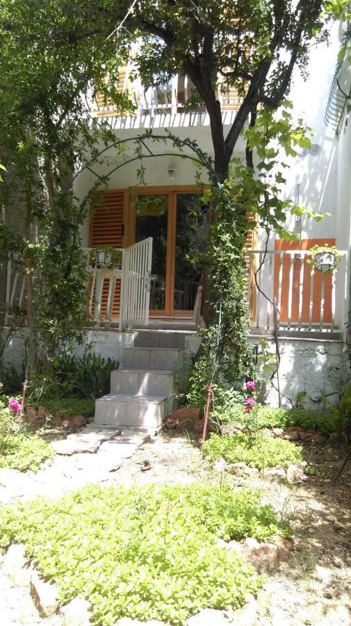 Apartman Restovic Бол Екстер'єр фото