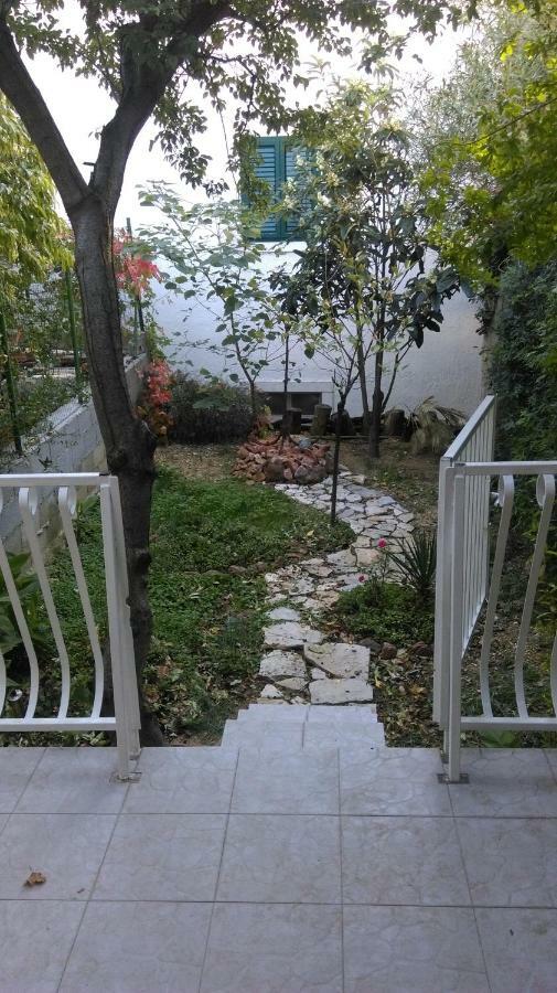 Apartman Restovic Бол Екстер'єр фото