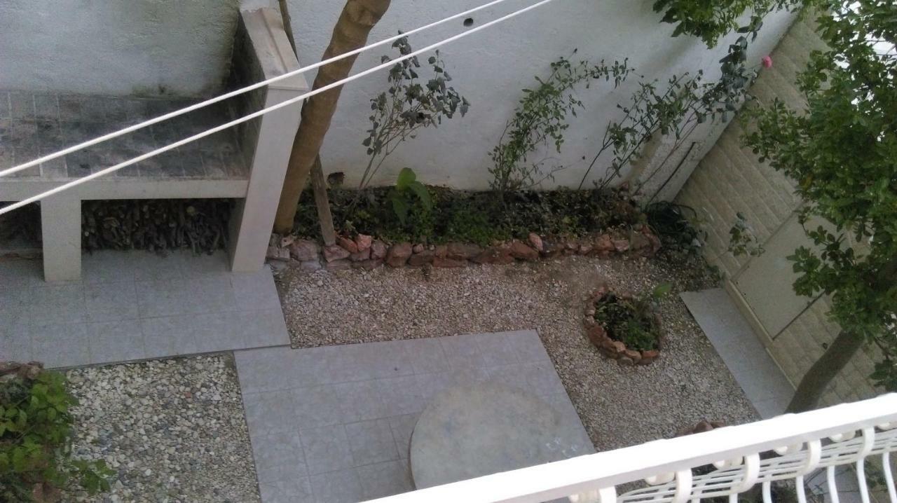 Apartman Restovic Бол Екстер'єр фото